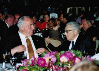 Helmut Kohl and the founding of the Euro