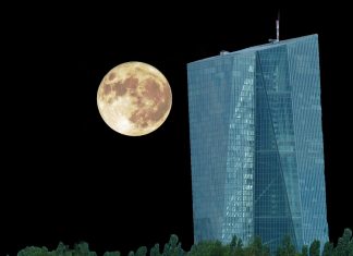 While the Fed and the Bank of England change strategy, the ECB remains unmoved