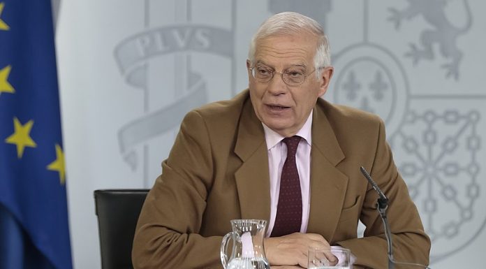 Does the European Commission even have a mandate to challenge Russia?