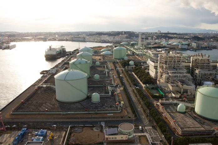 Negishi_LNG_Terminal_01