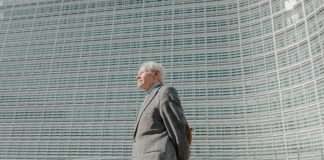 Interview with EU journalist Jan Werts: ‘For almost fifty years, I’ve wondered: who’s the boss in Europe?’