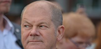 Olaf Scholz’s first year in office – Chancellor in or for Europe?