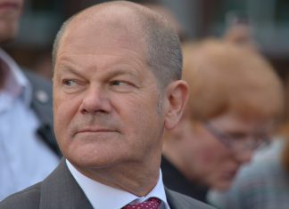 Olaf Scholz’s first year in office – Chancellor in or for Europe?