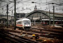 Privatising railways as the alternative to disfunctional public train companies