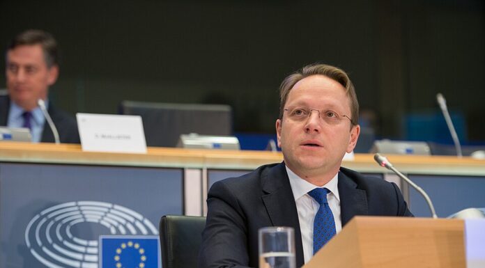 In the European Commission, the mood remains tense