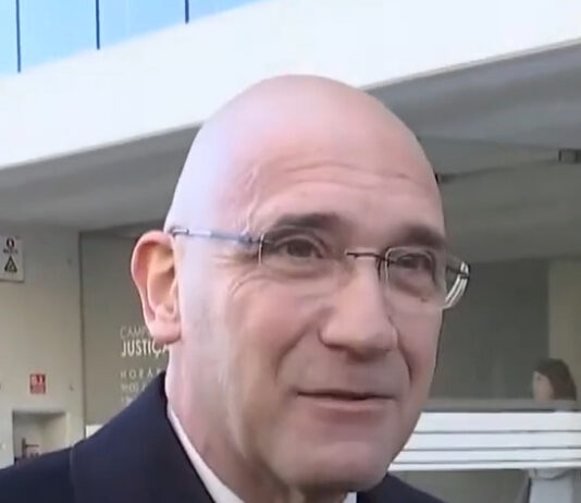 Portugal’s Austerity Hero Threatens the Establishment Consensus